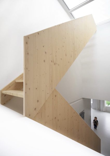020 LR 12 A hole new apartment Amsterdam residential stairs i29