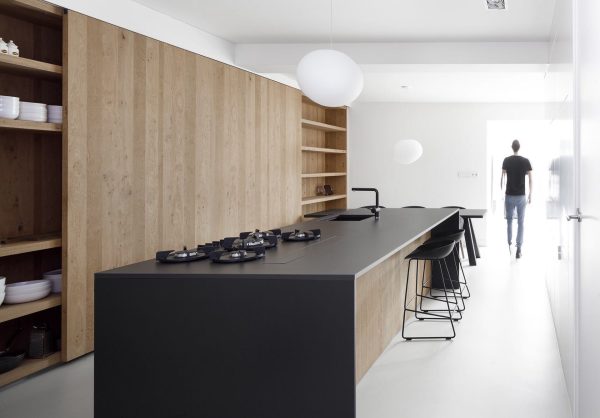 037 LR 06 Living in a garage Amsterdam residential kitchen i29
