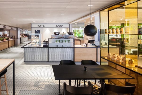 040 LR 10 Shop eat repeat Utrecht restaurant counter i29
