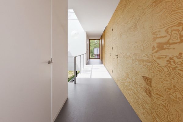 045 LR 06 Connecting with nature Bloemendaal residential hallway i29