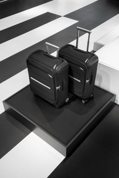 085 LR 15 Natural habitat for luggage Amsterdam retail showroom display i29