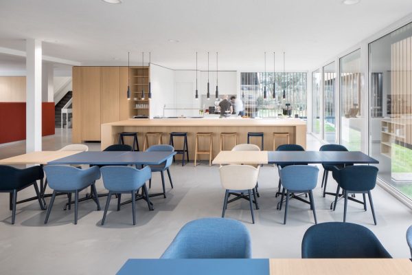 094 LR 10 Soothing discretion Amsterdam office restaurant i29