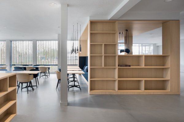 094 LR 11 Soothing discretion Amsterdam office i29