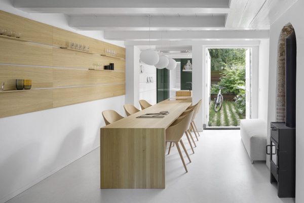 117 LR 10 Canal House Amsterdam i29 Living Kitchen