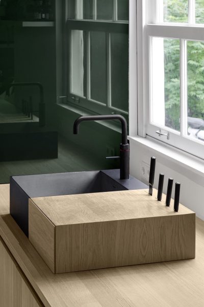 117 LR 17 Canal House Amsterdam i29 Kitchen Quooker