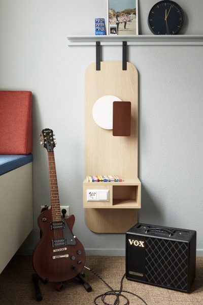 143 Casa LR 32 Student Room Amsterdam Bedstand Lamp Lensvelt i29