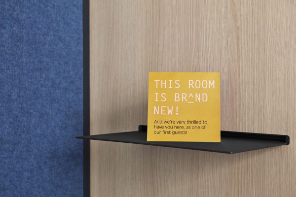 143 Casa LR 40 Hotel Room Student Amsterdam Detail Signing Lensvelt i29